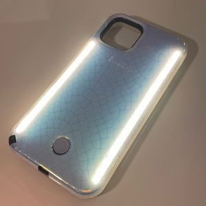 Lumee phone case
